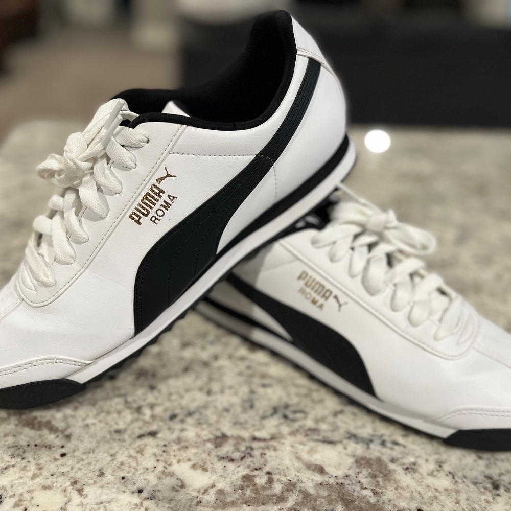 Mens PUMA Roma Shoes - Size 11